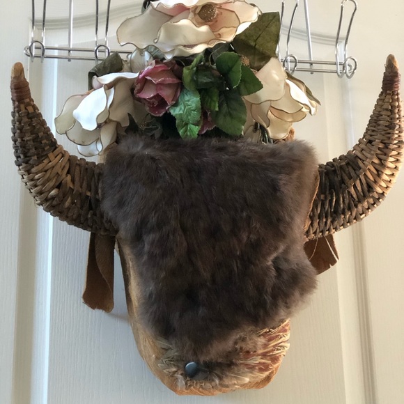 Folk Art Hanging BULL BASKET/PLANTER Made From Wood Wicker Bark Fiber Feathers & - Picture 5 of 16